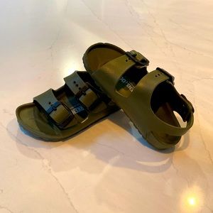 Kids Birkenstock, only worn once.